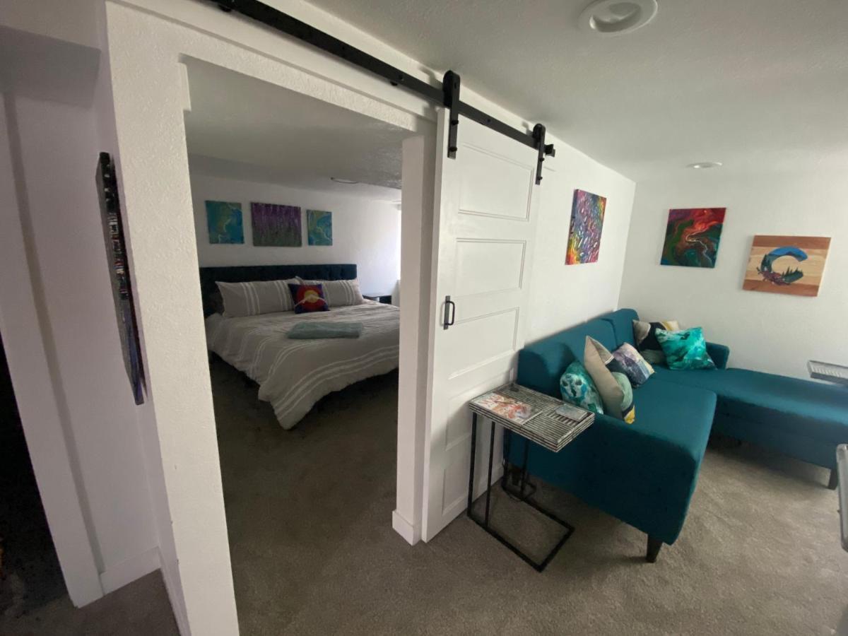Artsy Platt Park Suite, Quick Mountain Access! DEN